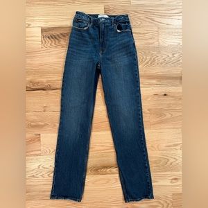 Abercrombie high waist 26 2L dark denim Long straight leg brand new